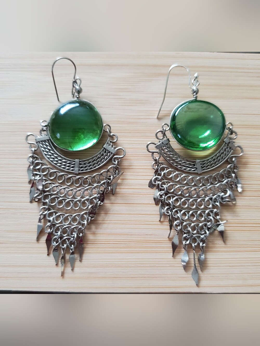 Emerald Green Glass & Silver Cascade Chandelier Earrings Pierced Beachy Boho - Picture 3 of 5